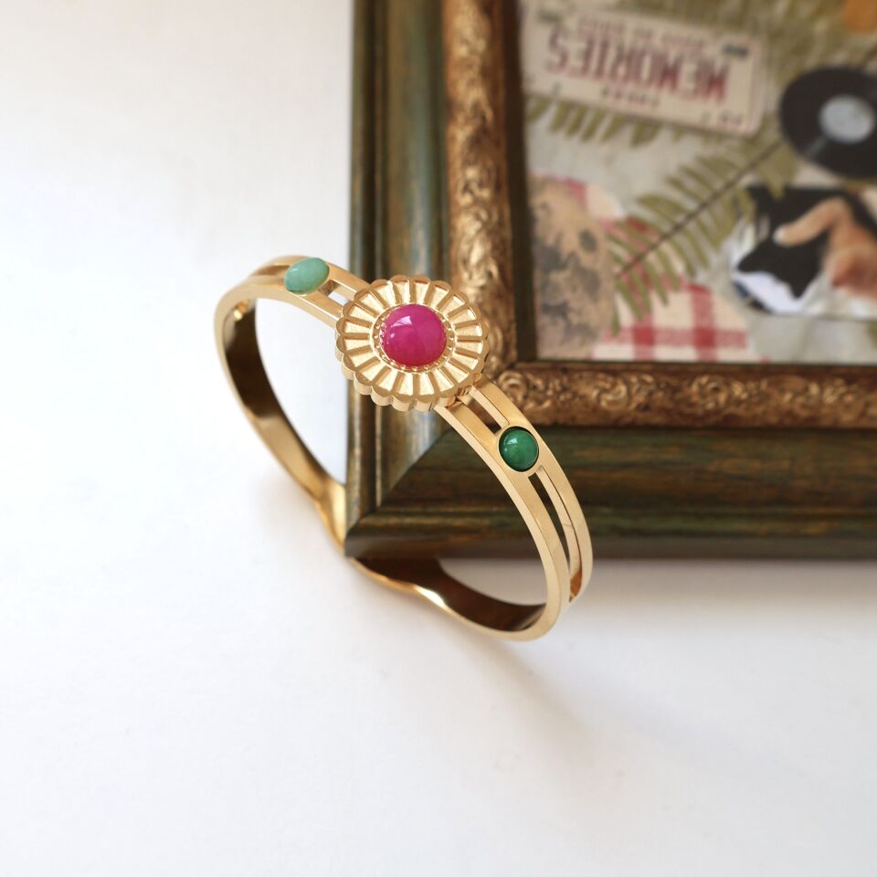 Çelik Renkli Taşlı Kelepçe