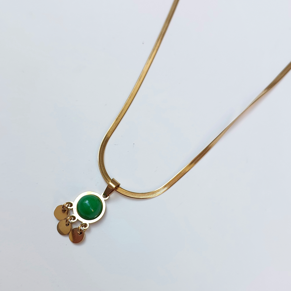 Çelik Yeşil Taşlı Kolye