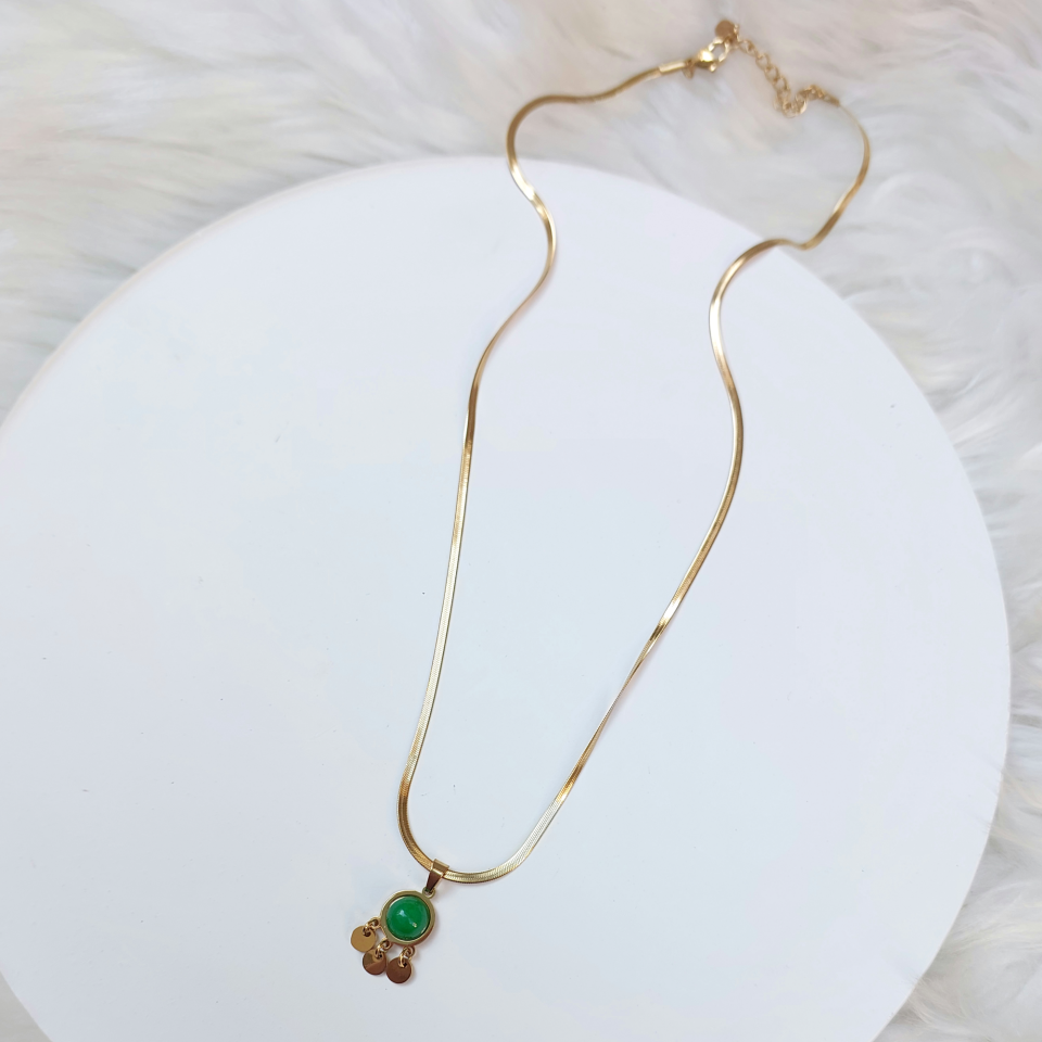 Çelik Yeşil Taşlı Kolye