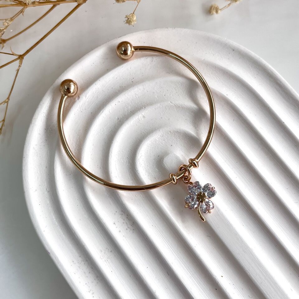 Özel Seri Yonca Kelepçe