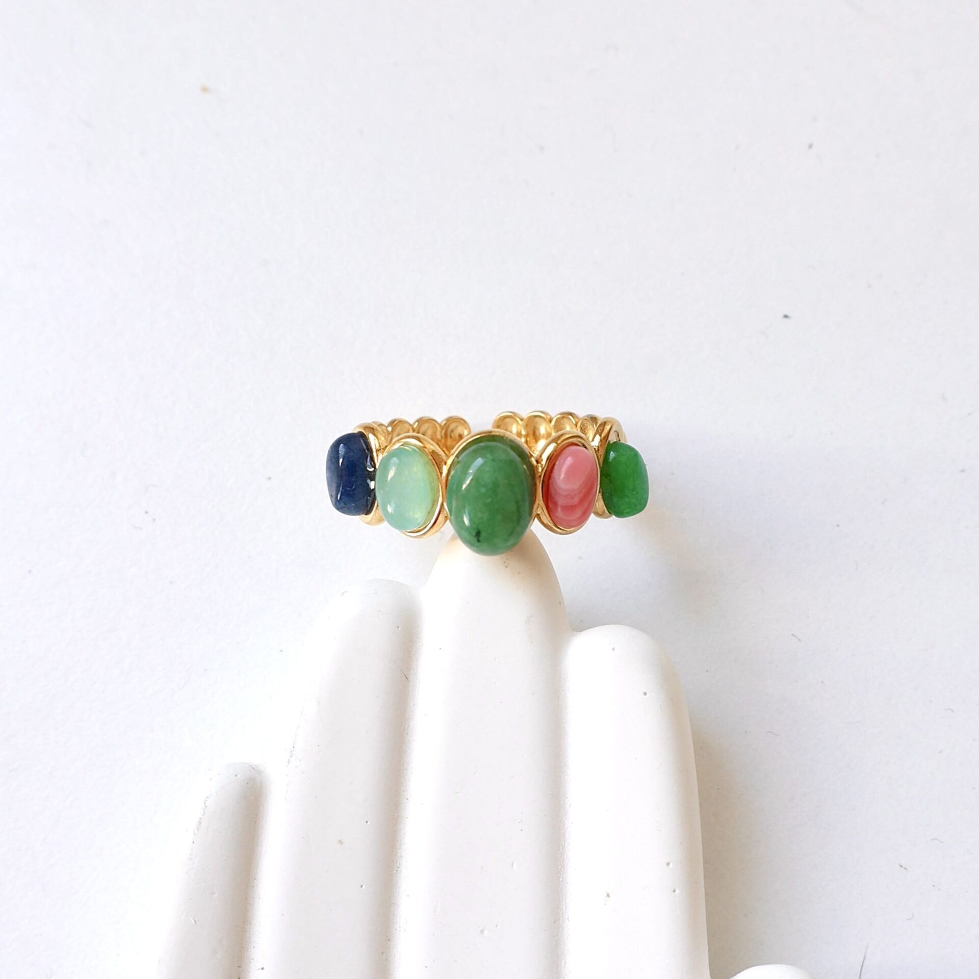 Çelik Renkli Taşlı Yüzük