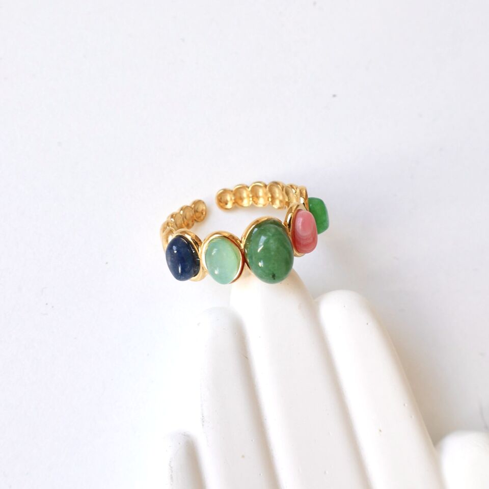 Çelik Renkli Taşlı Yüzük