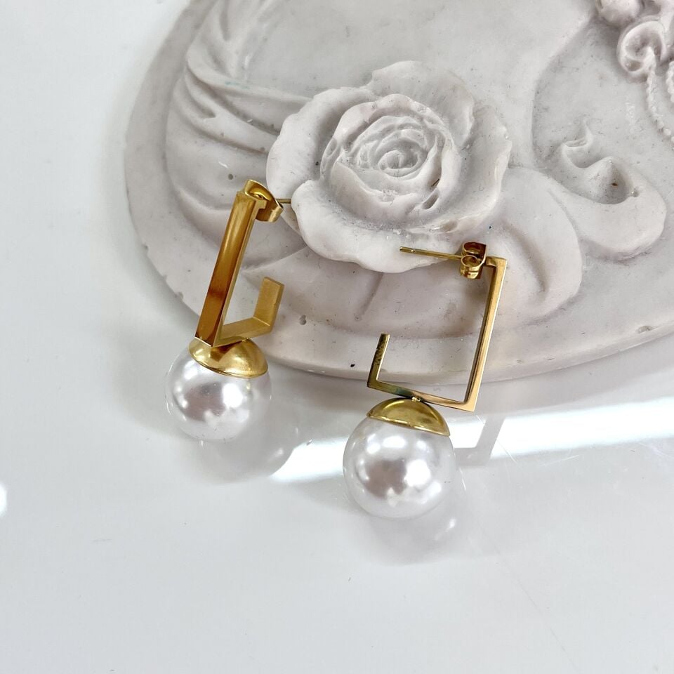 Çelik İnci Detay Küpe