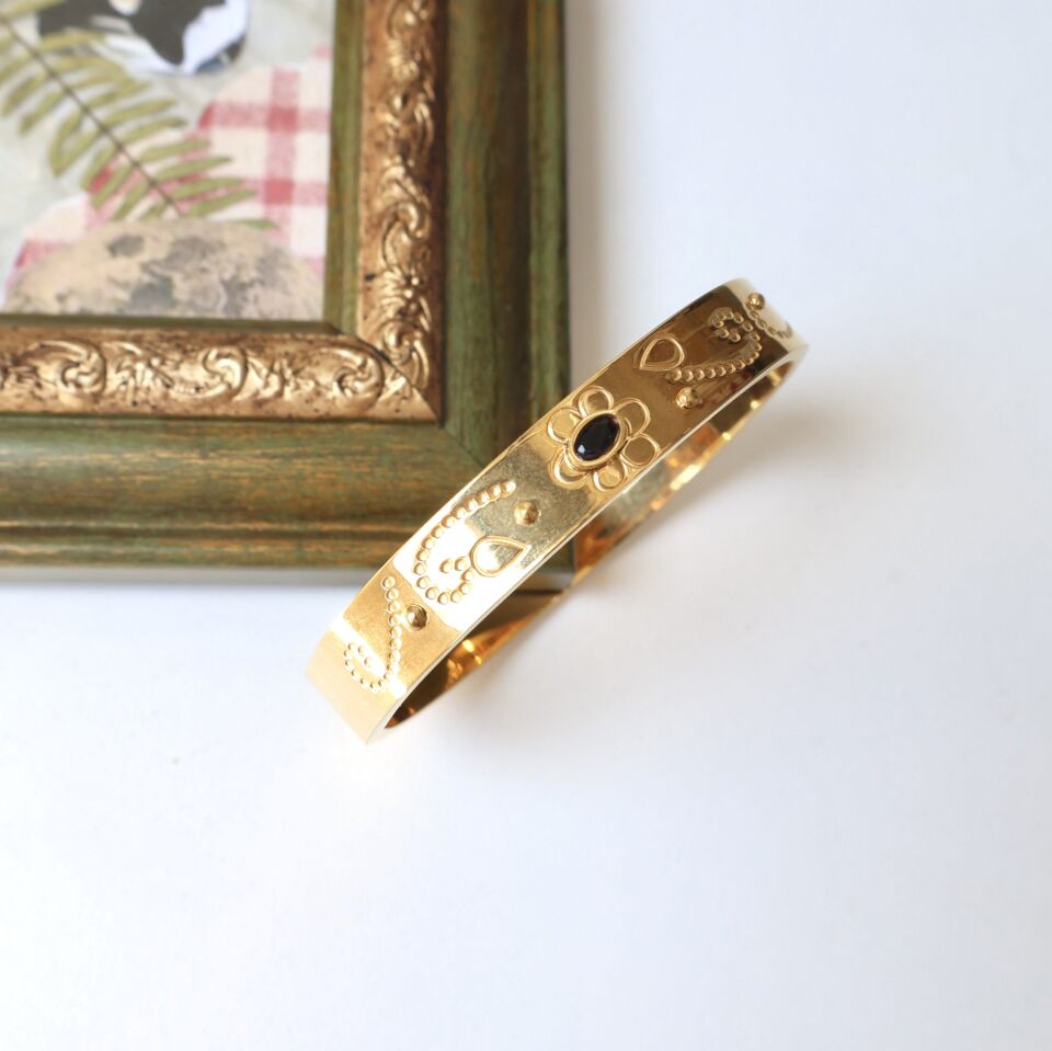 Çelik Siyah Taşlı Kelepçe