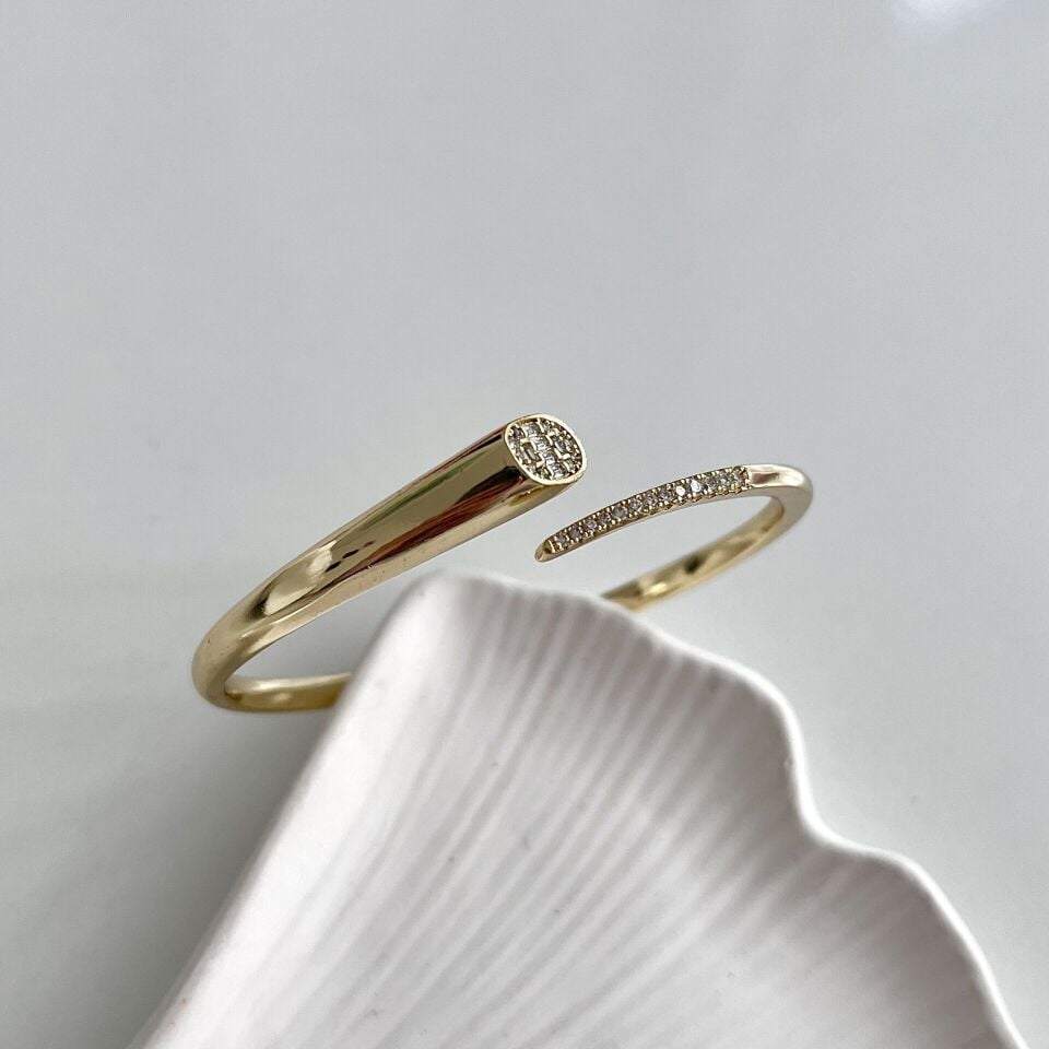 Xuping Taşlı Kelepçe (Gold)