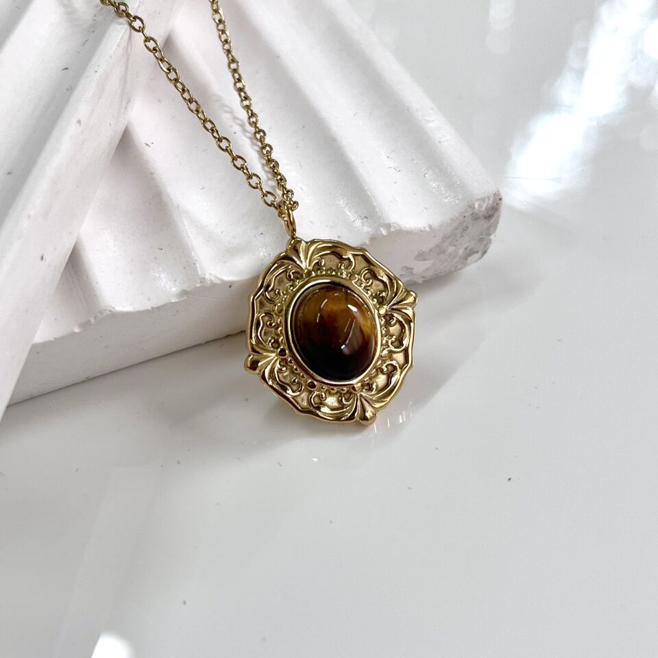 Çelik Kaplangözü Taşı Kolye