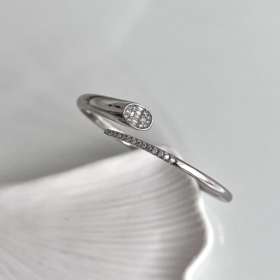 Xuping Zirkon Taş Kelepçe (Silver)