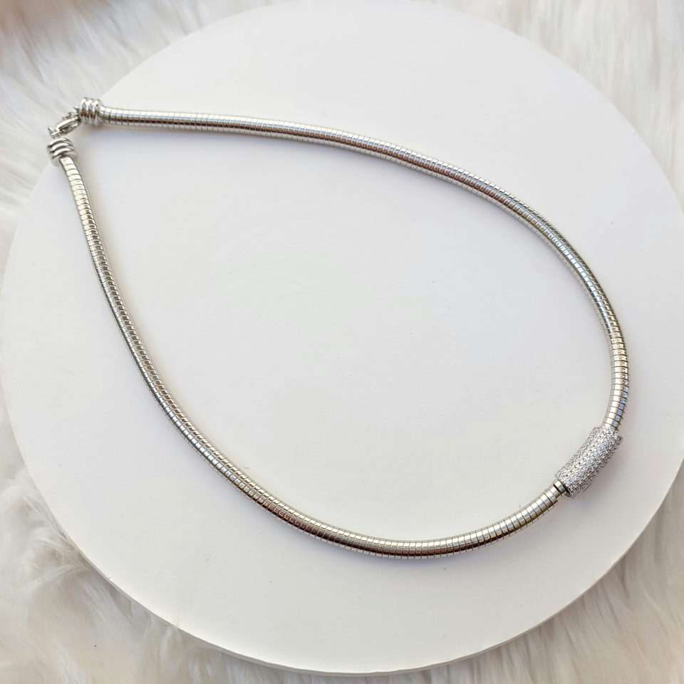 Çelik Zirkon Taş Kolye