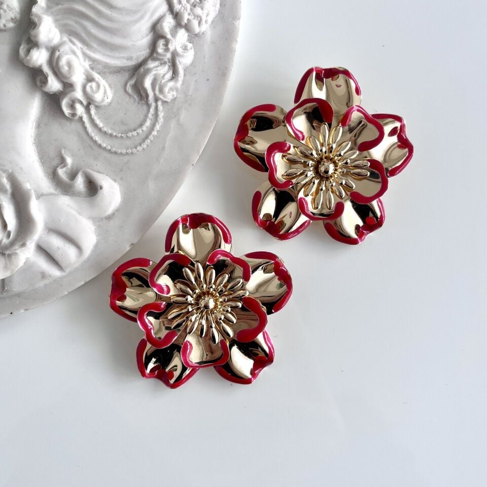 Mineli Kırmızı Çiçek Küpe