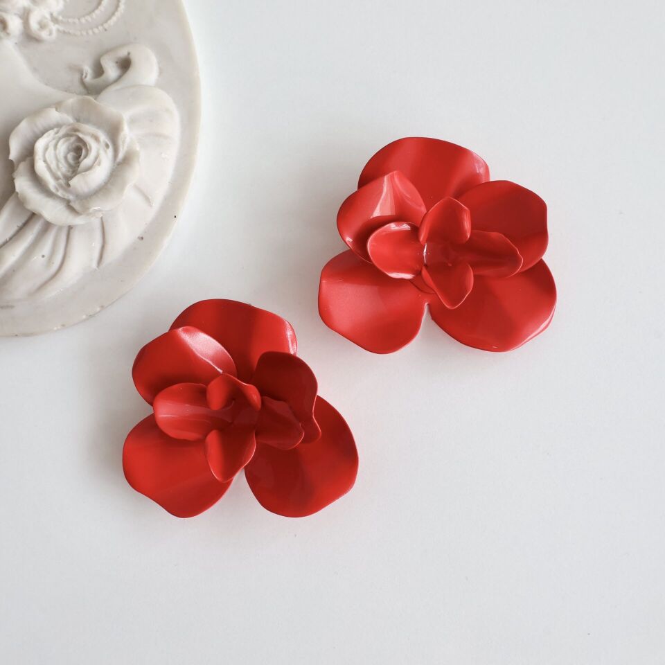 Kırmızı Çiçek Küpe