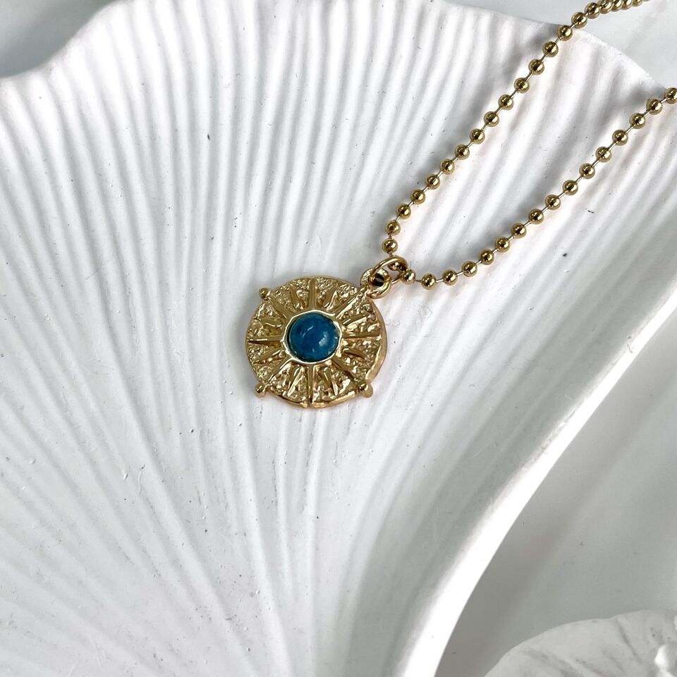 Çelik Mavi Taşlı Kolye