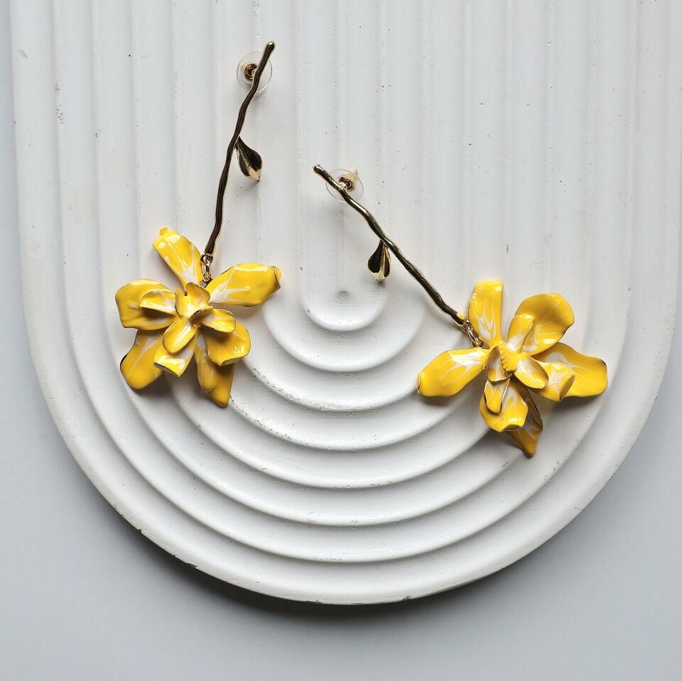 Sarı Çiçek Sallantı Küpe