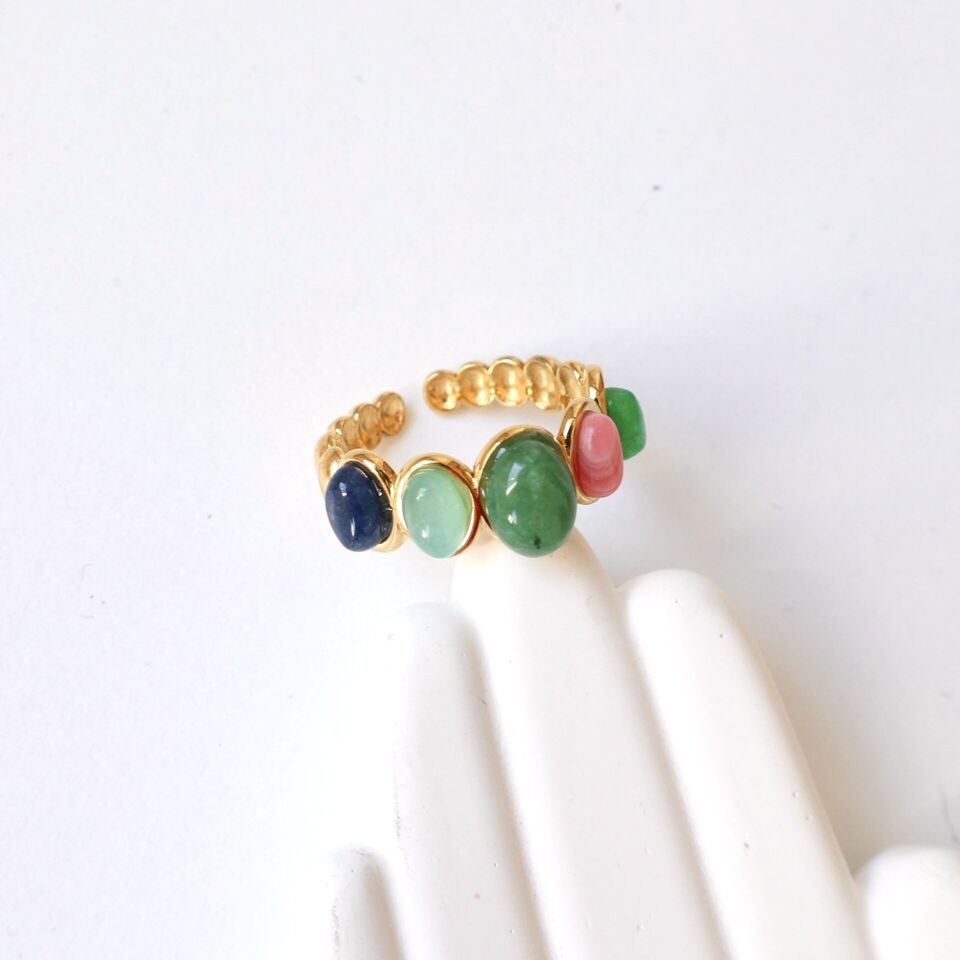 Çelik Renkli Taşlı Yüzük