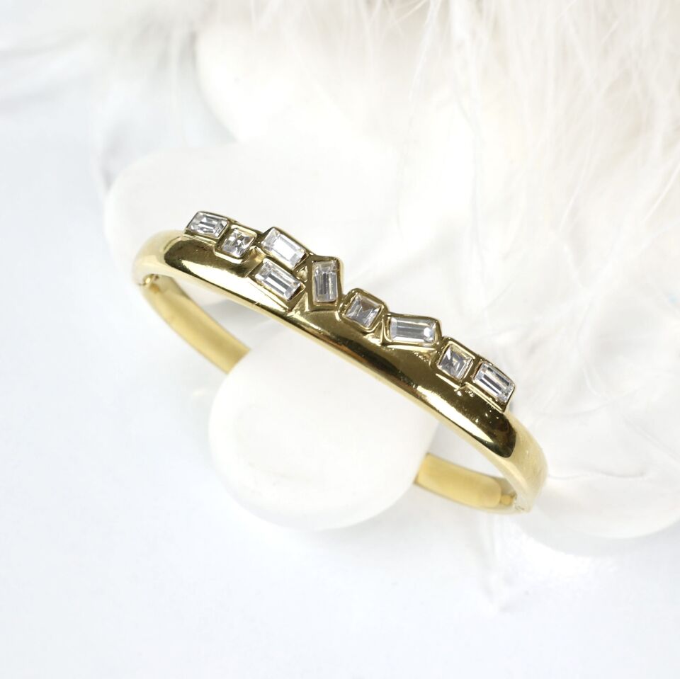 Çelik Taşlı Kelepçe