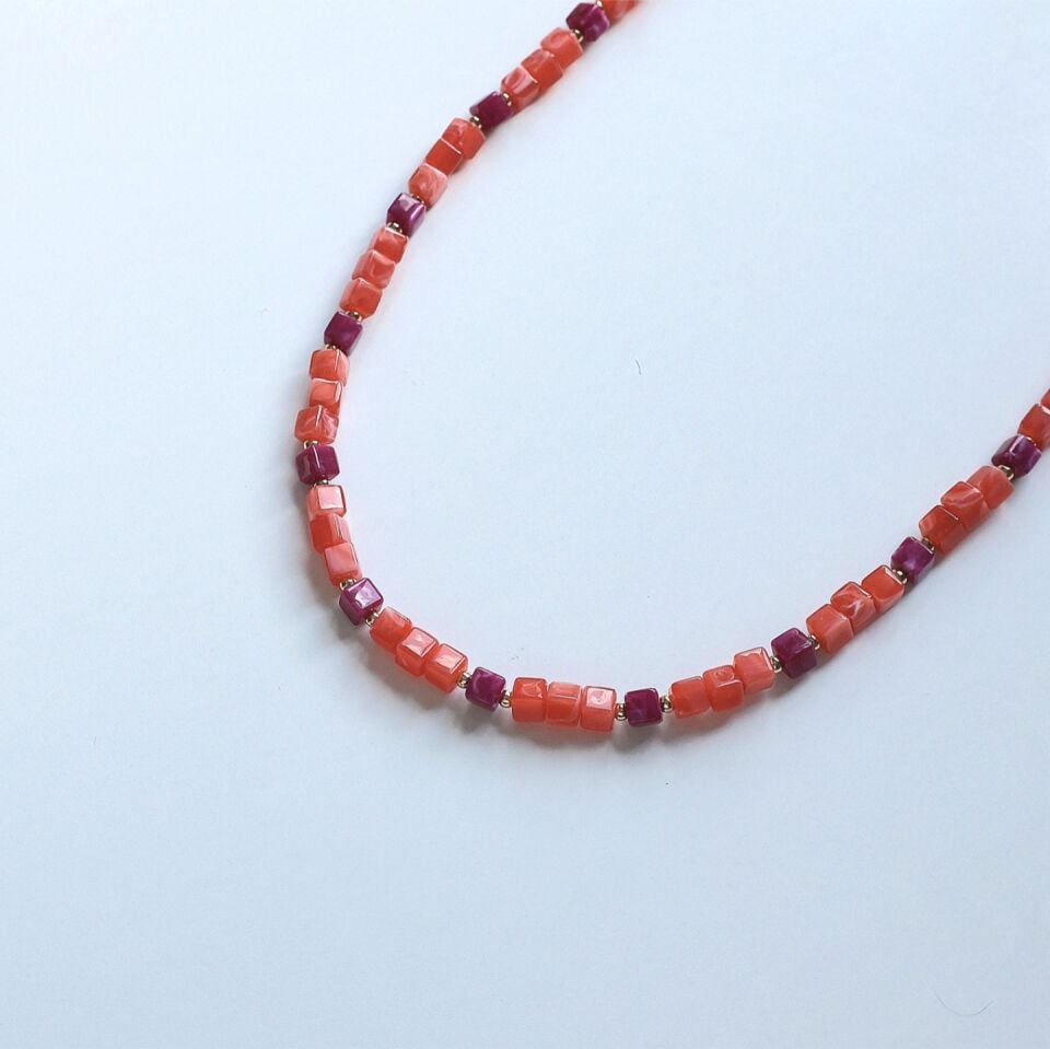 Turuncu Akrilik Kolye