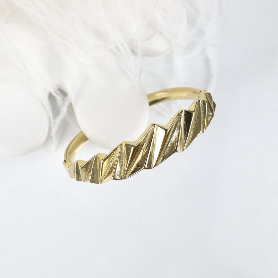 Çelik Dalgalı Kelepçe