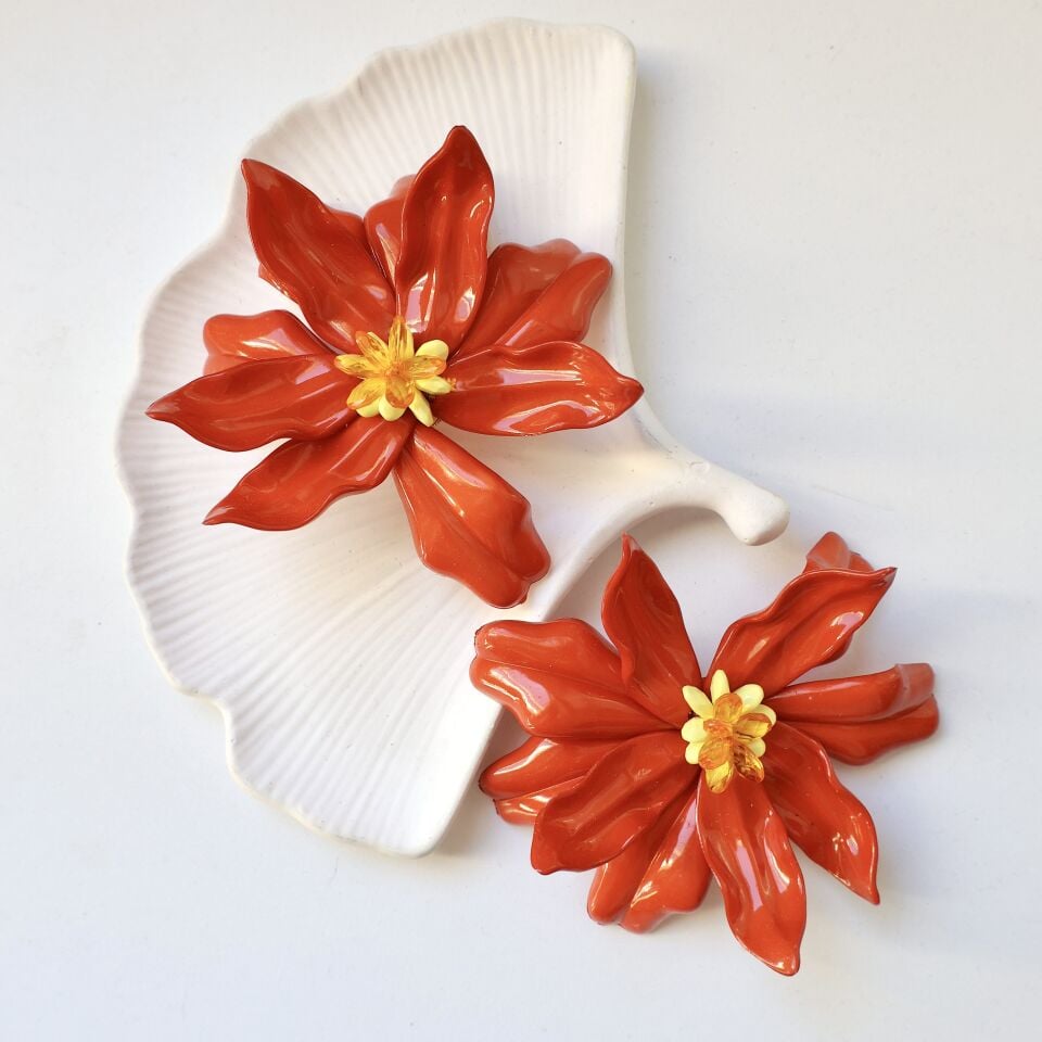 Zara Model Turuncu Çiçek Küpe