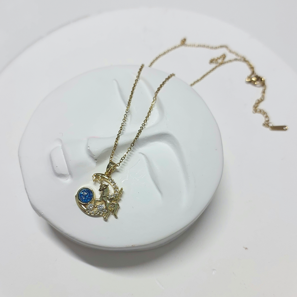 Çelik Unicorn Kolye