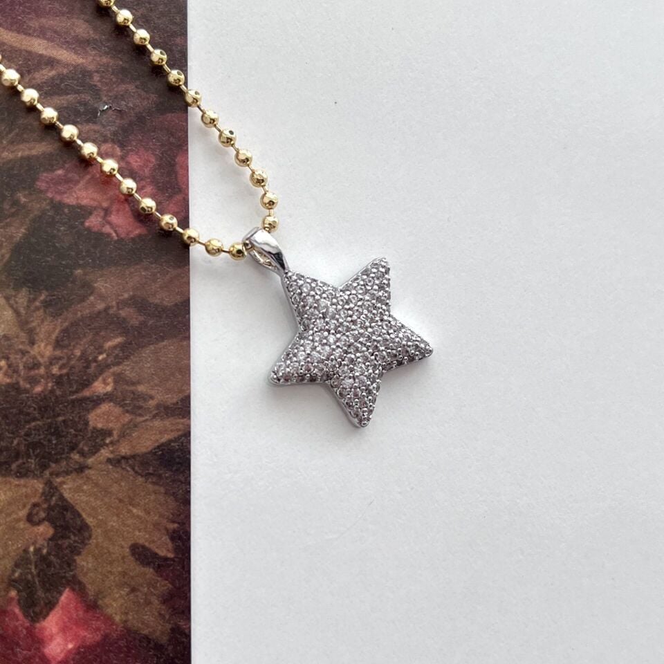 Özel Seri Yıldız Kolye