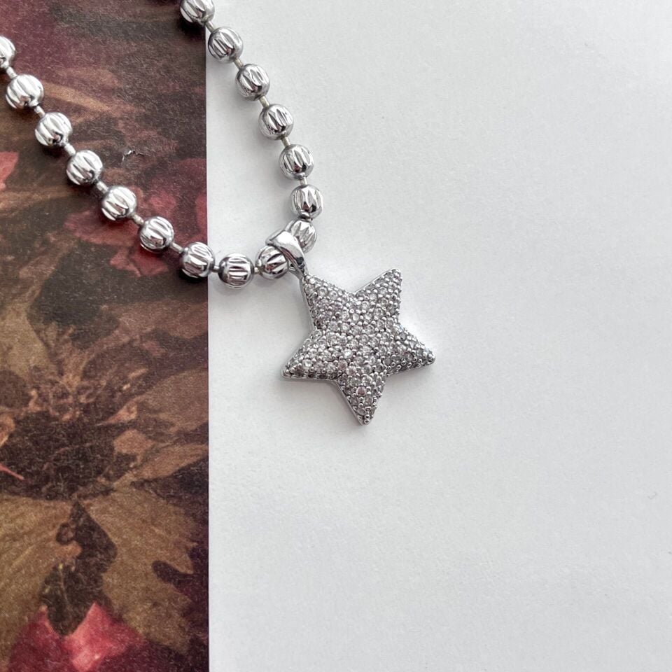 Özel Seri Yıldız Kolye
