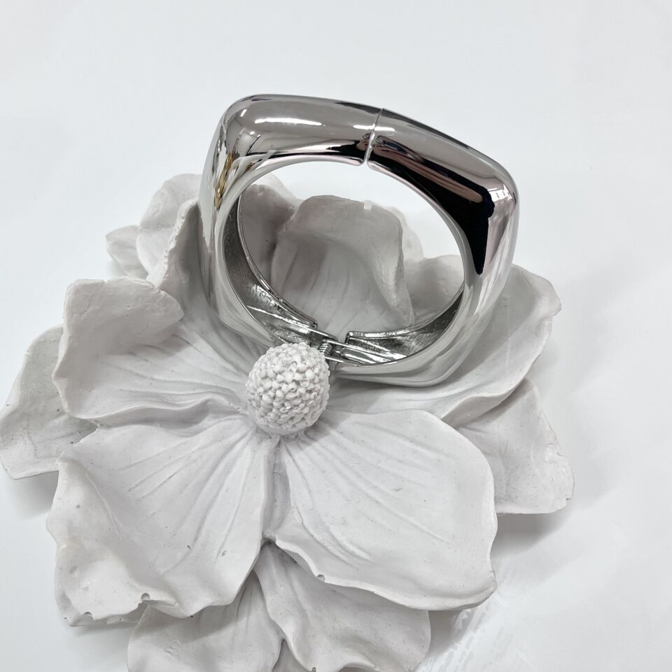 Özel Seri Kare Kelepçe