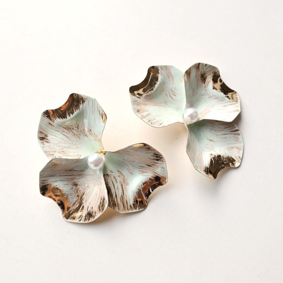 İnci Detay Çiçek Küpe