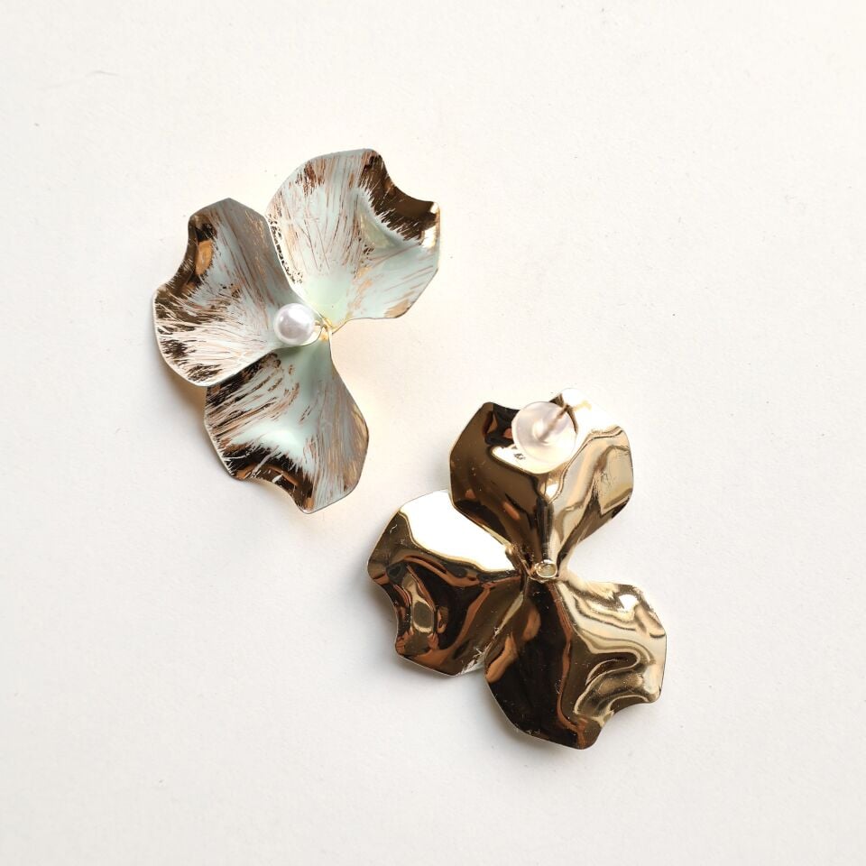 İnci Detay Çiçek Küpe