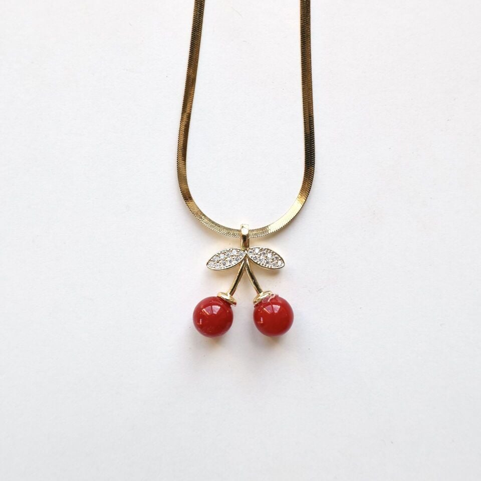 Çelik Kiraz Kolye