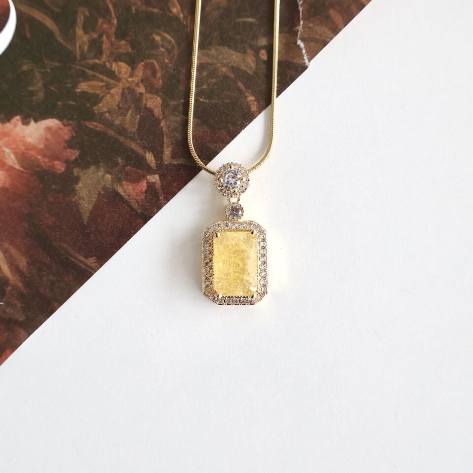 Çelik Sultan Serisi Sarı Kolye