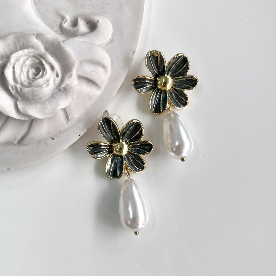 İthal Çiçek Küpe