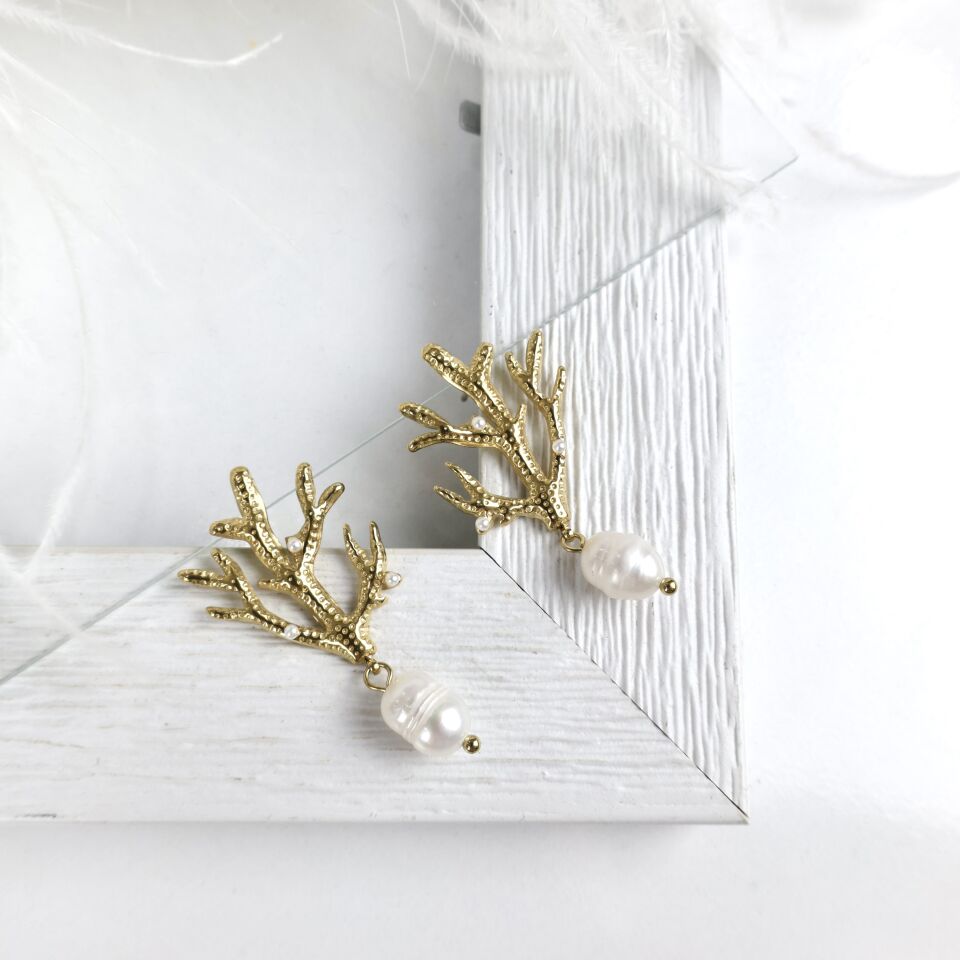 Çelik İnci Detay Dal Küpe