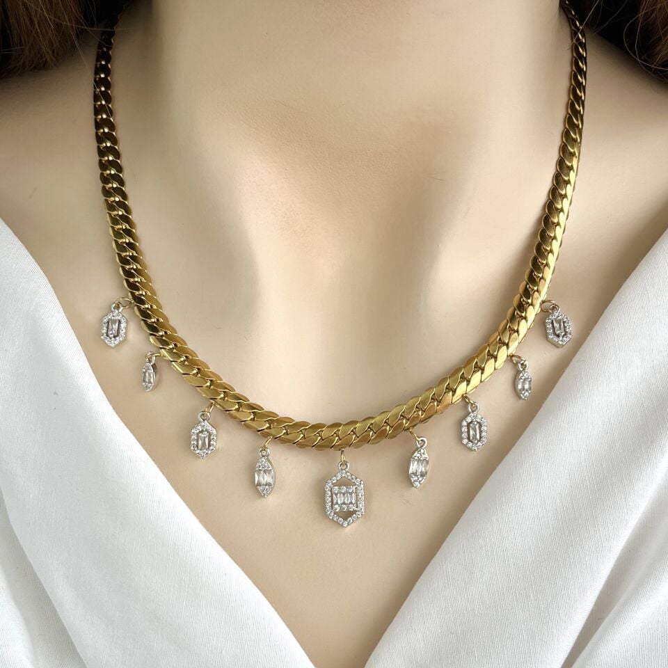 Özel Seri Zirkon Taşlı Kolye