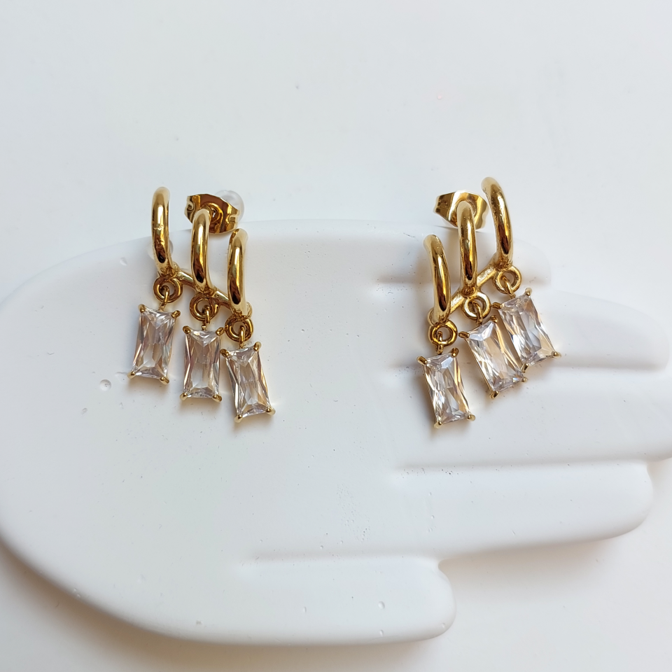 Çelik Üçlü Baget Taş Küpe