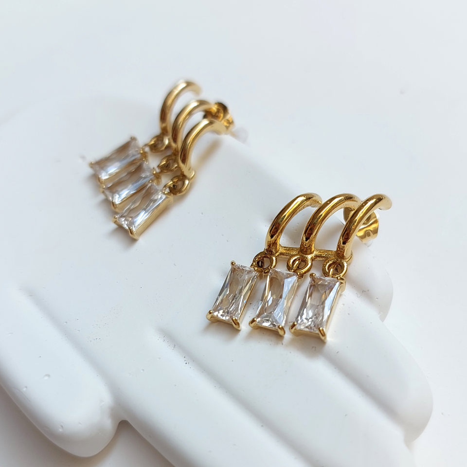 Çelik Üçlü Baget Taş Küpe