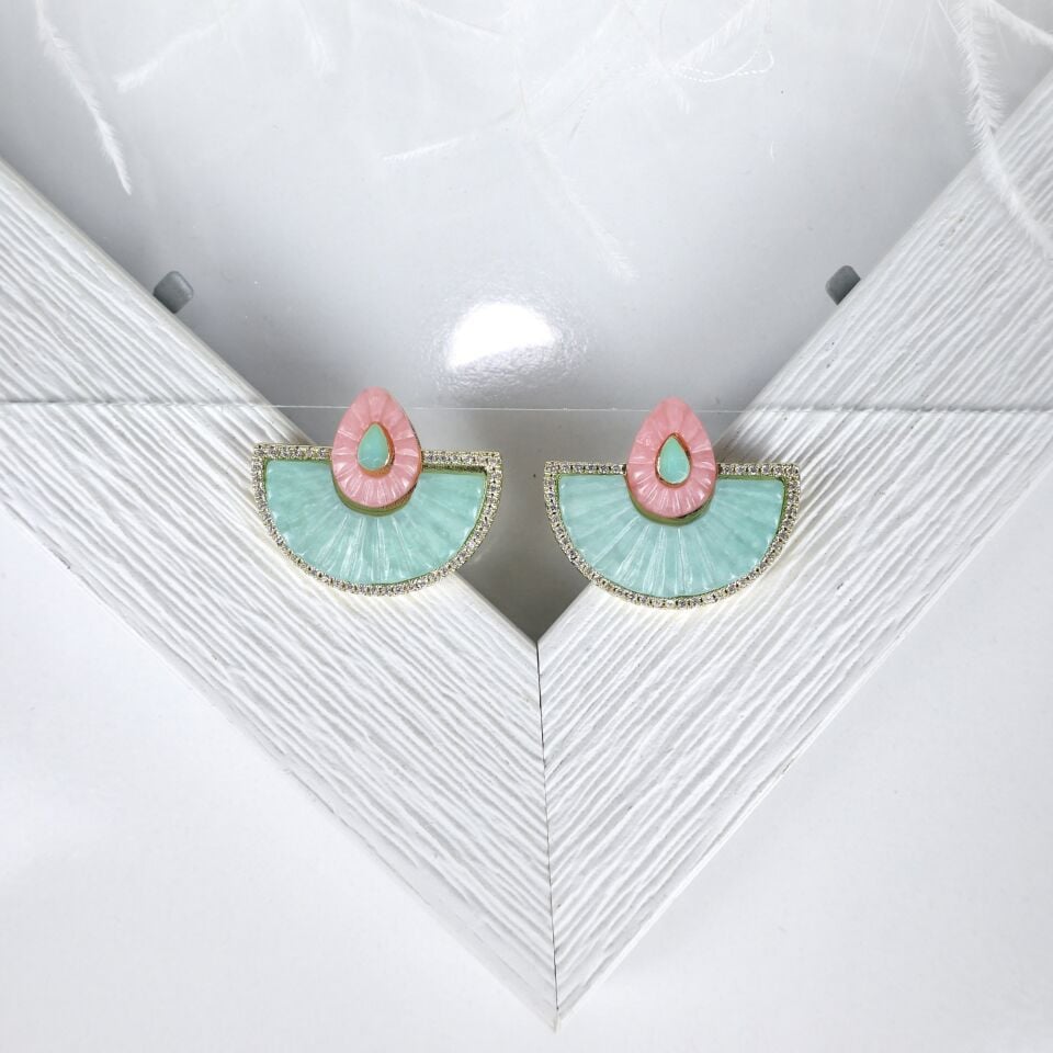 Yeşil Taşlı Küpe