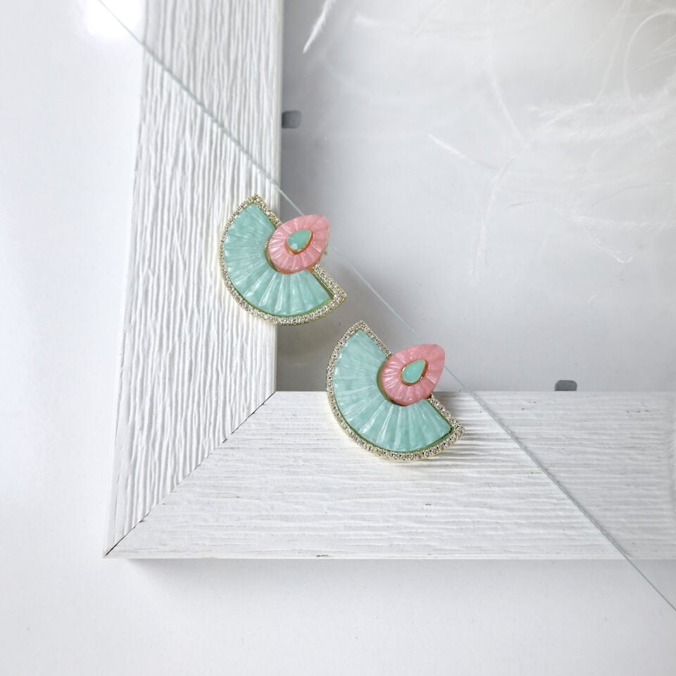 Yeşil Taşlı Küpe