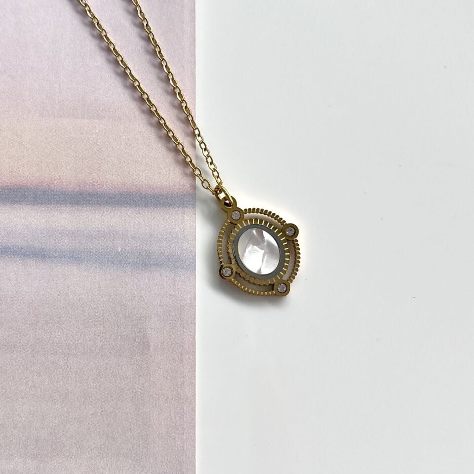 Çelik Sedef Taşı Kolye