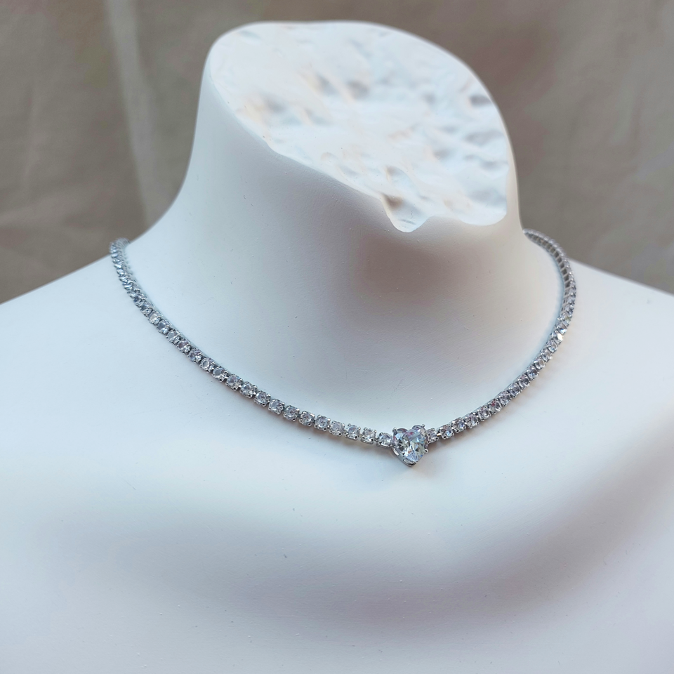 Özel Seri Su Yolu Kalpli Kolye