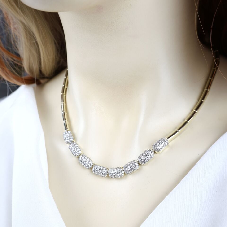 Zirkon Taşlı Kolye