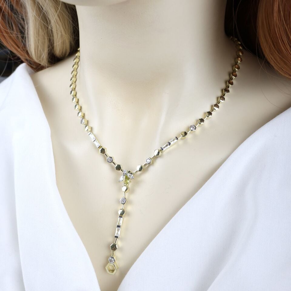 Arı Detay Taşlı Kolye