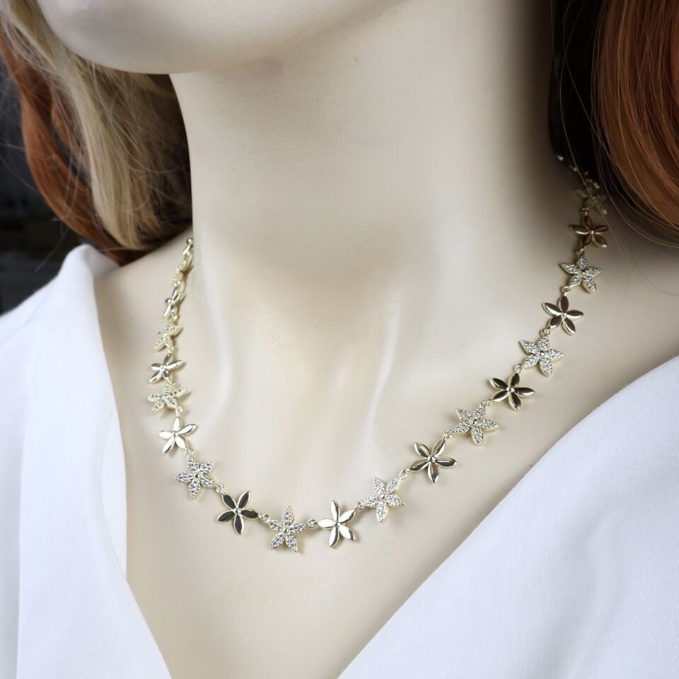 Çiçek Sıralı Kolye