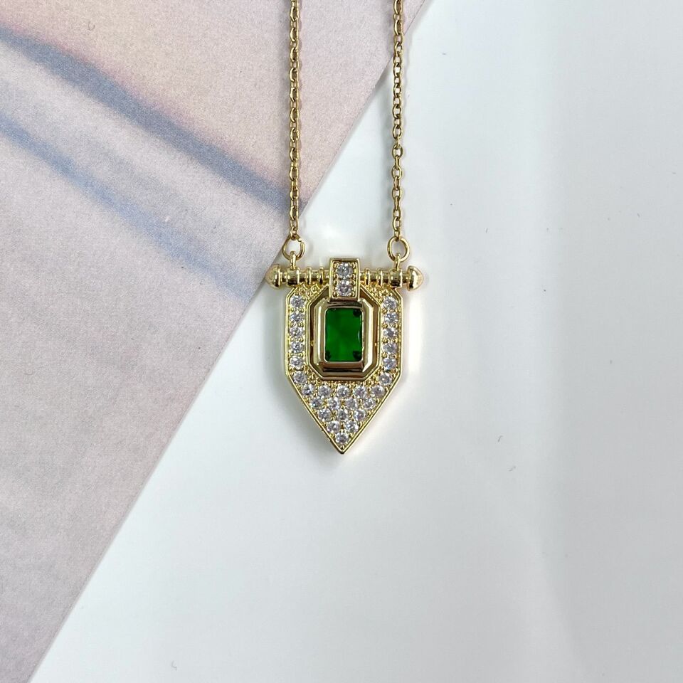 Çelik Yeşil Taşlı Kolye