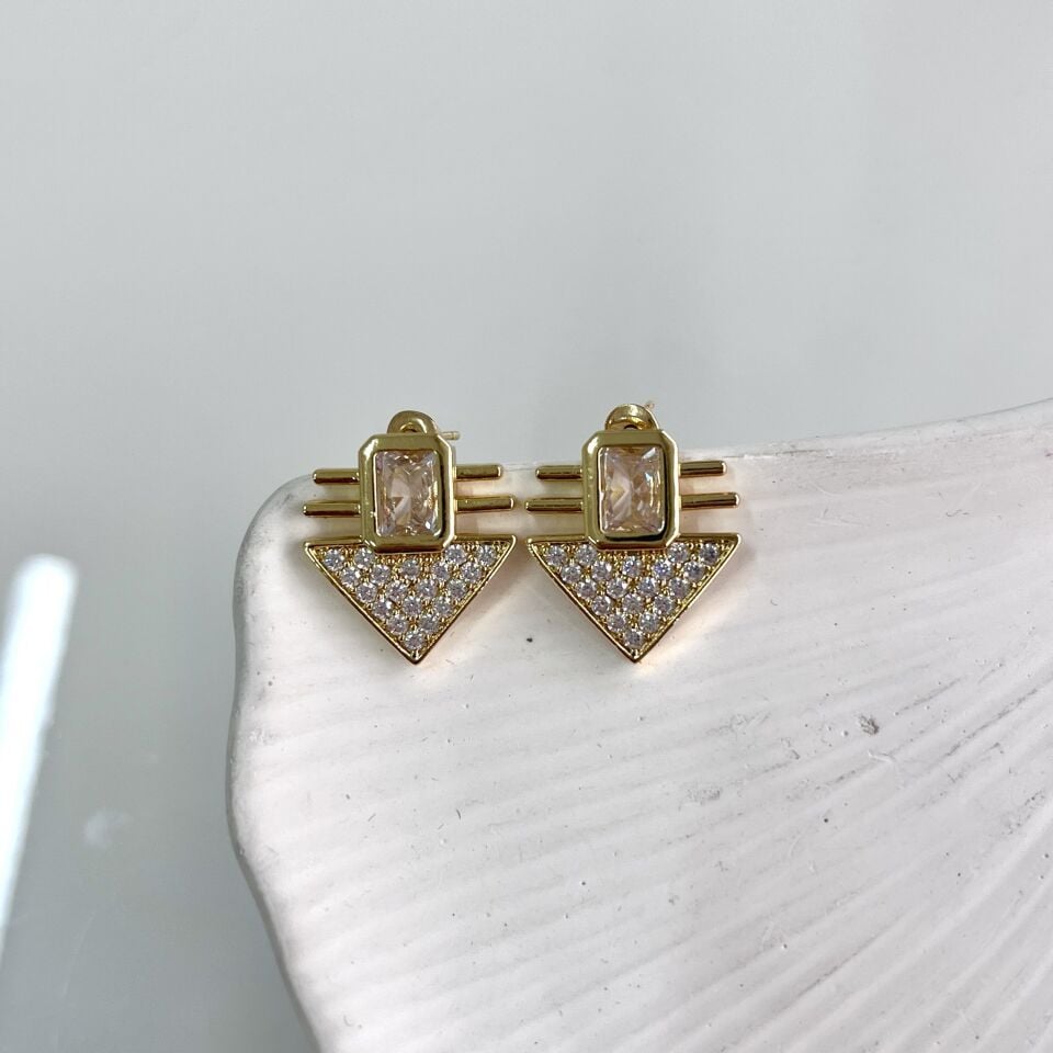 Çelik Beyaz Taşlı Küpe