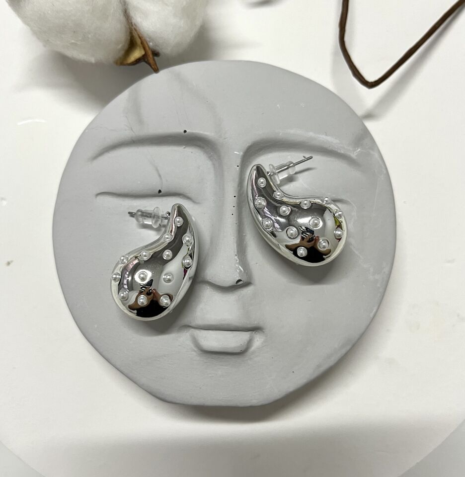 İnci Detay Bottega Küpe