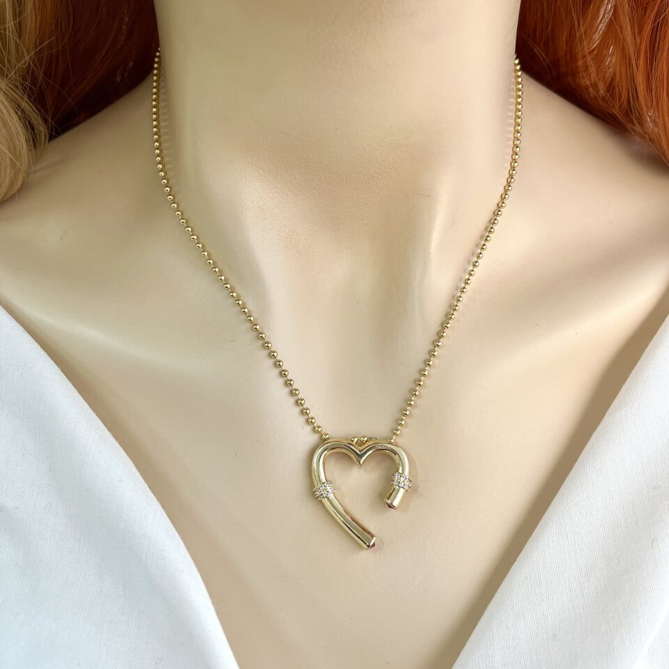 Özel Seri Taşlı Kalp Kolye