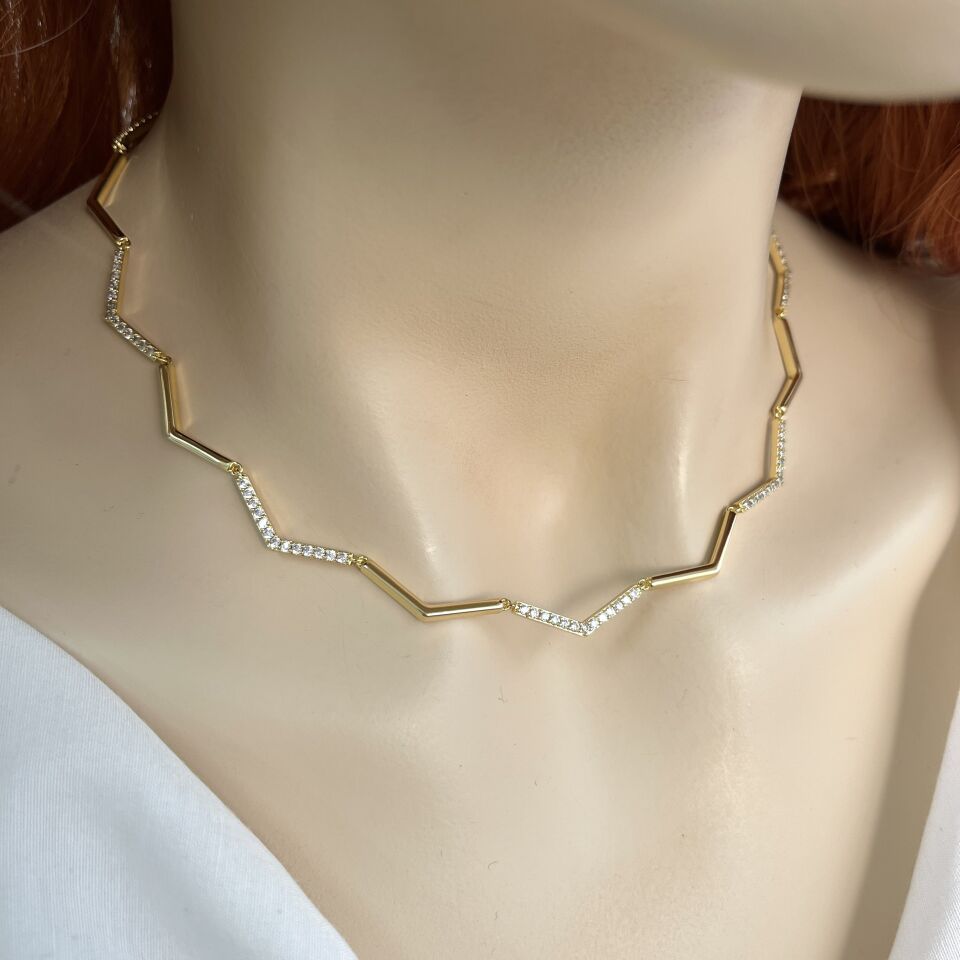 Özel Seri Taşlı Kolye