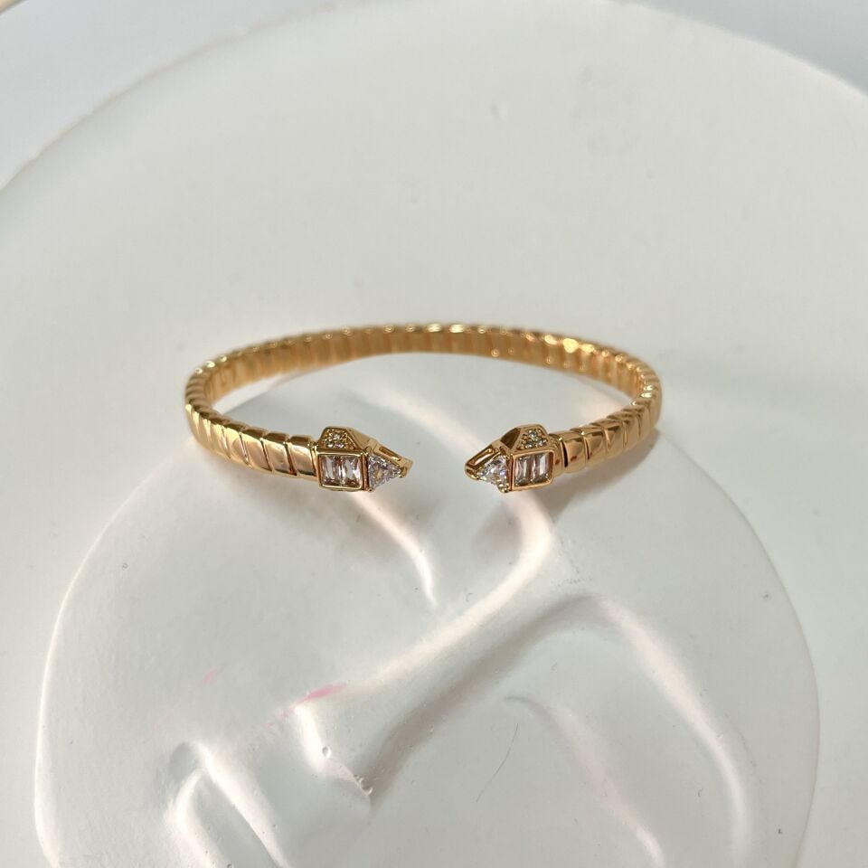 Özel Seri Zirkon Taşlı Kelepçe