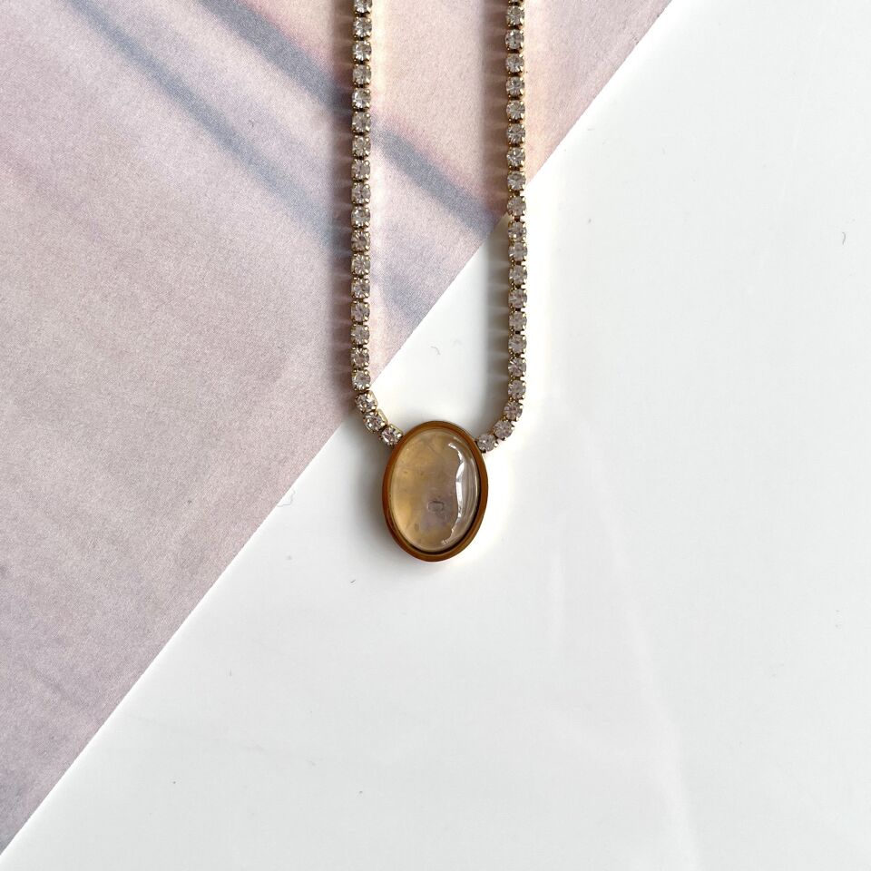 Çelik Su Yolu Kuvars Oval Kolye