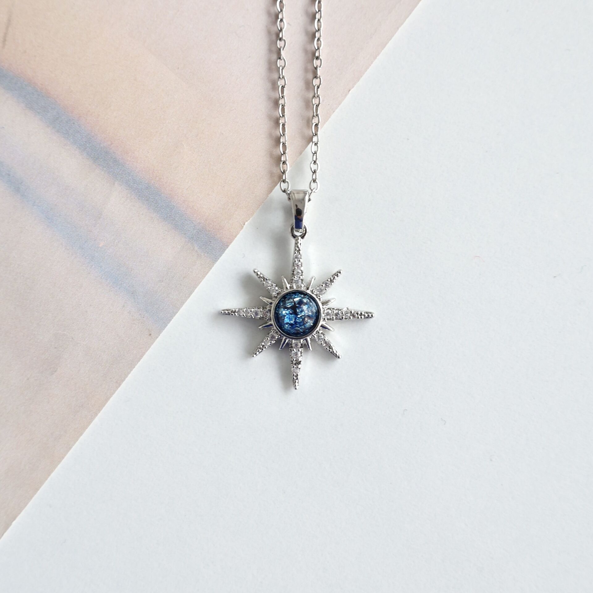 Çelik Kutup Yıldızı Kolye