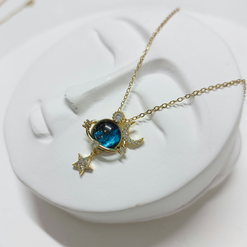 Çelik Satürn Kolye